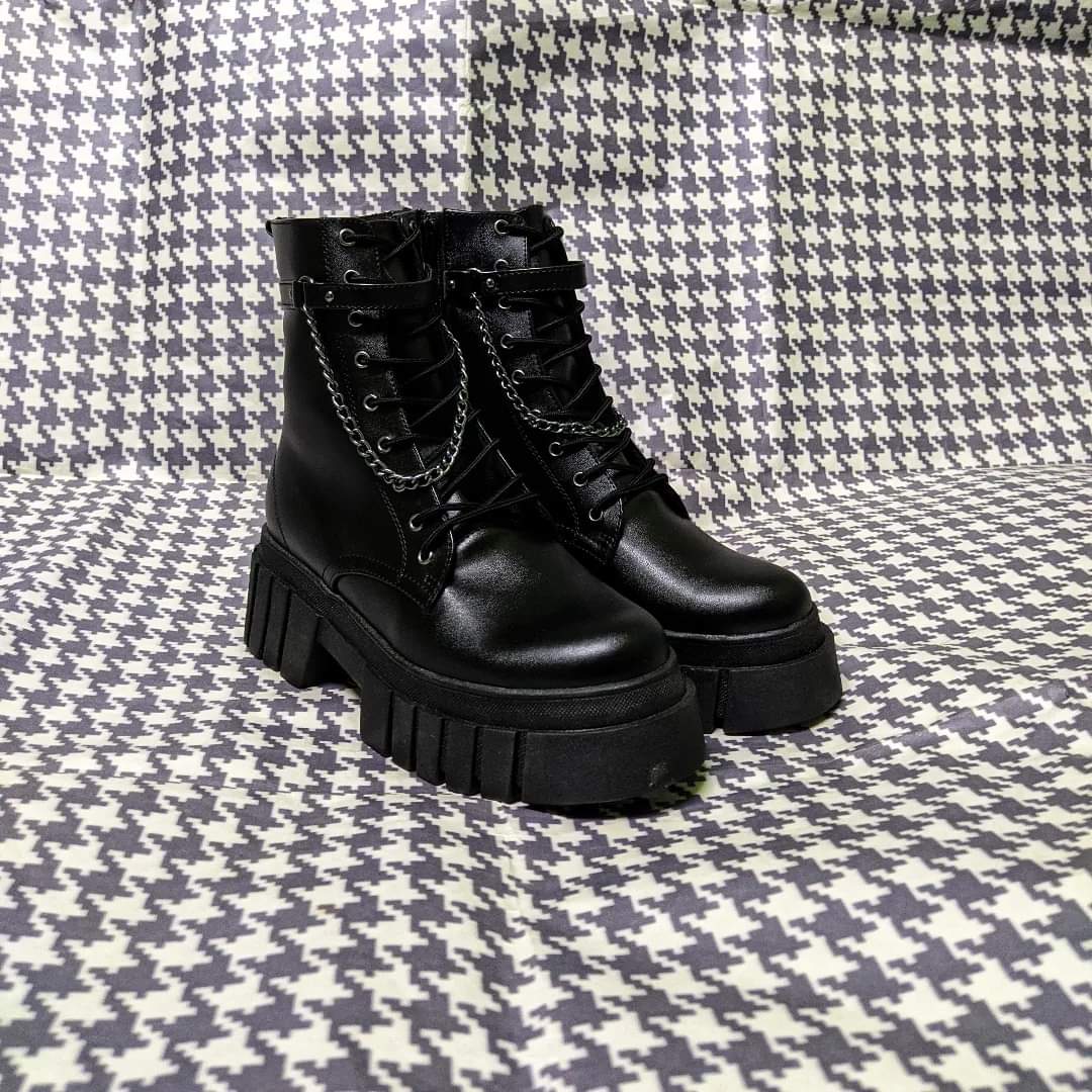 CombatsBoots Knigth