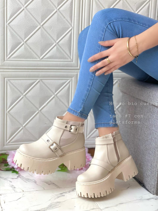 MorganaBoots Hueso
